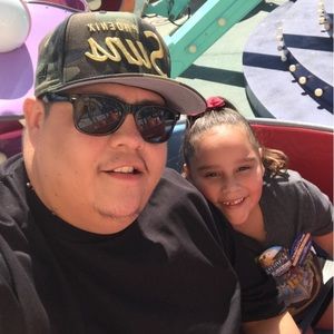 Meet your Posher, Manuel